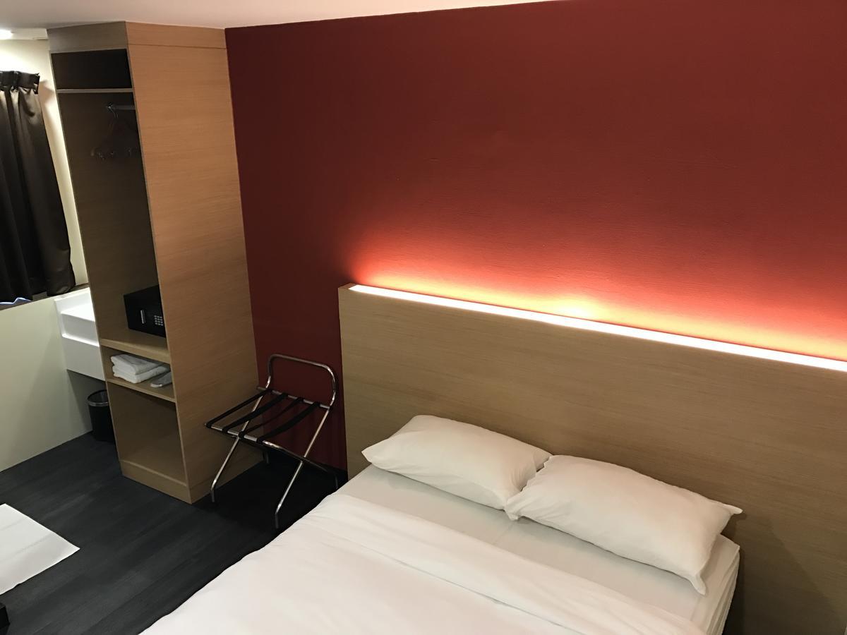 L Hotel At 51 Desker Singapur Zewnętrze zdjęcie